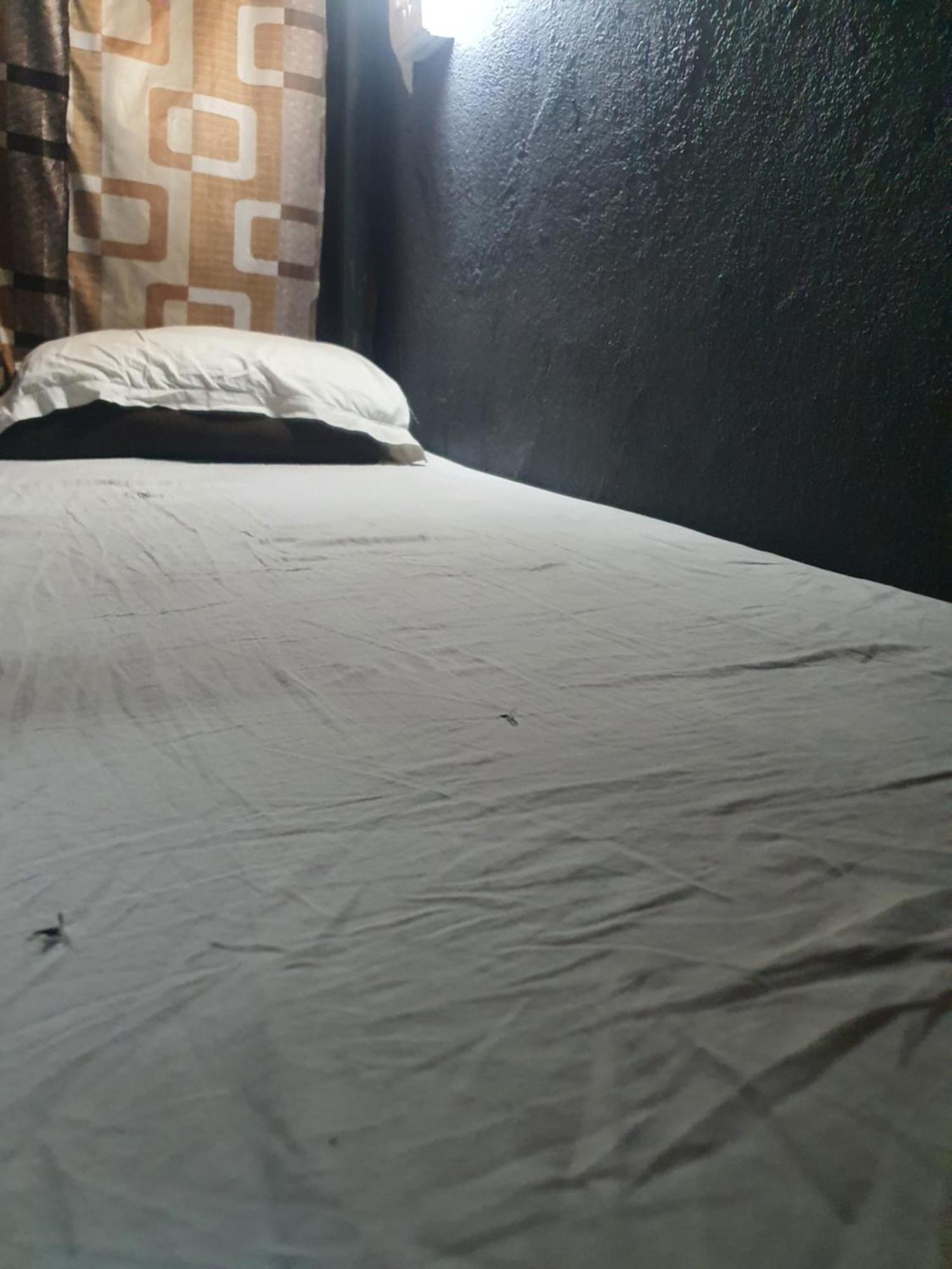Bapuji Dormitory Hostel Mumbai  Buitenkant foto