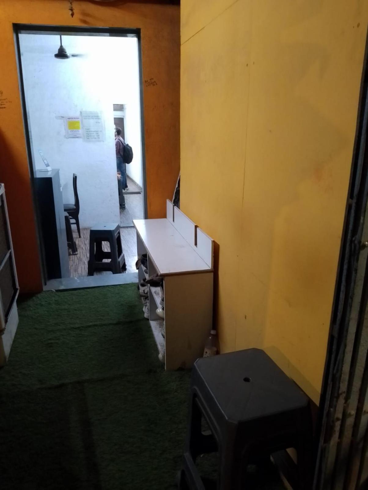 Bapuji Dormitory Hostel Mumbai  Buitenkant foto