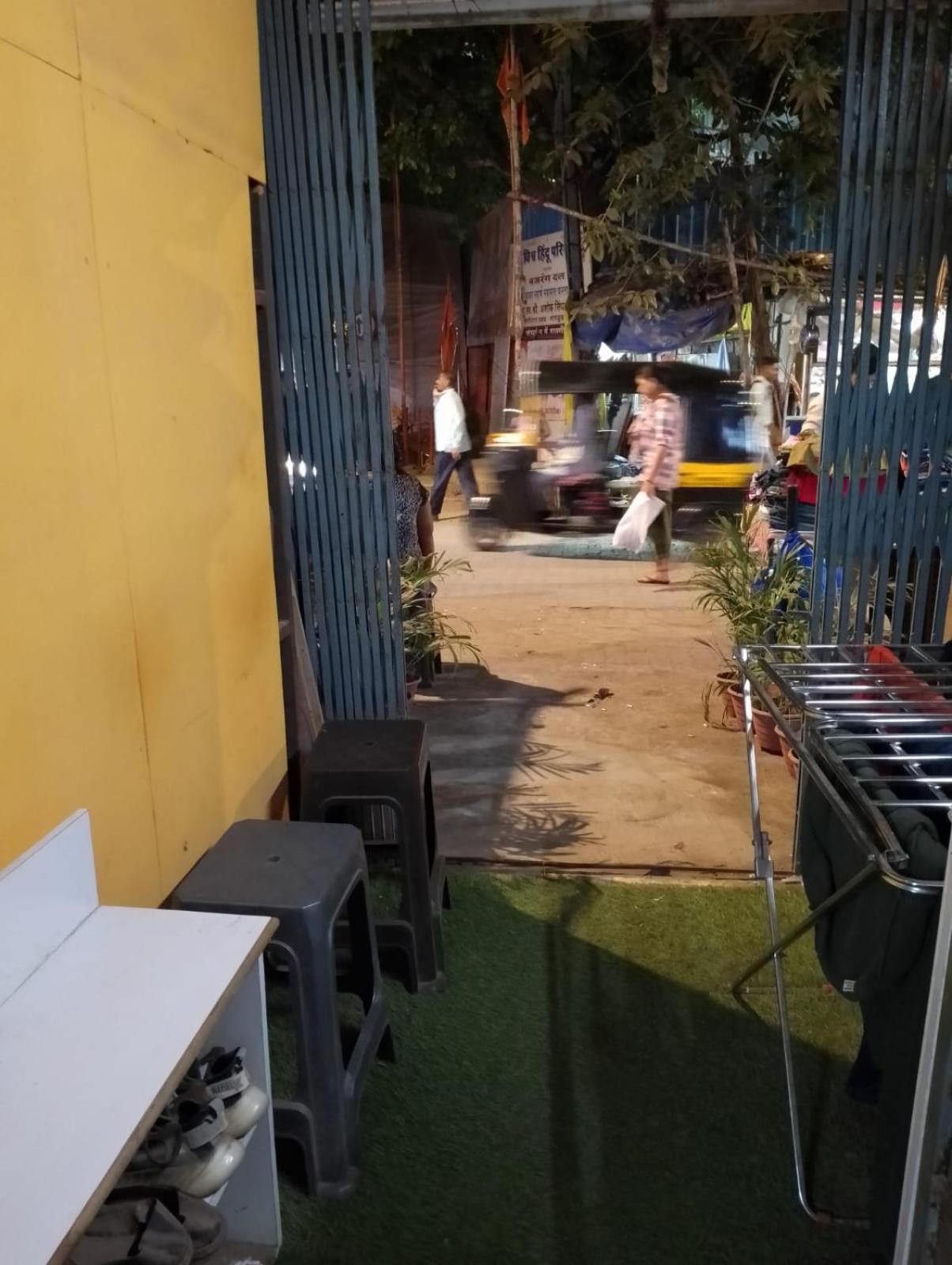Bapuji Dormitory Hostel Mumbai  Buitenkant foto